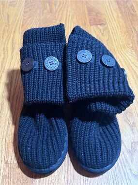UGG Cardy Knit Sweater Boots Black Fold Over Button Women's 6